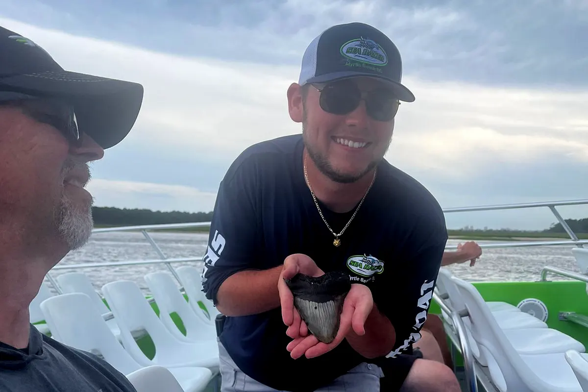 little river dolphin cruise